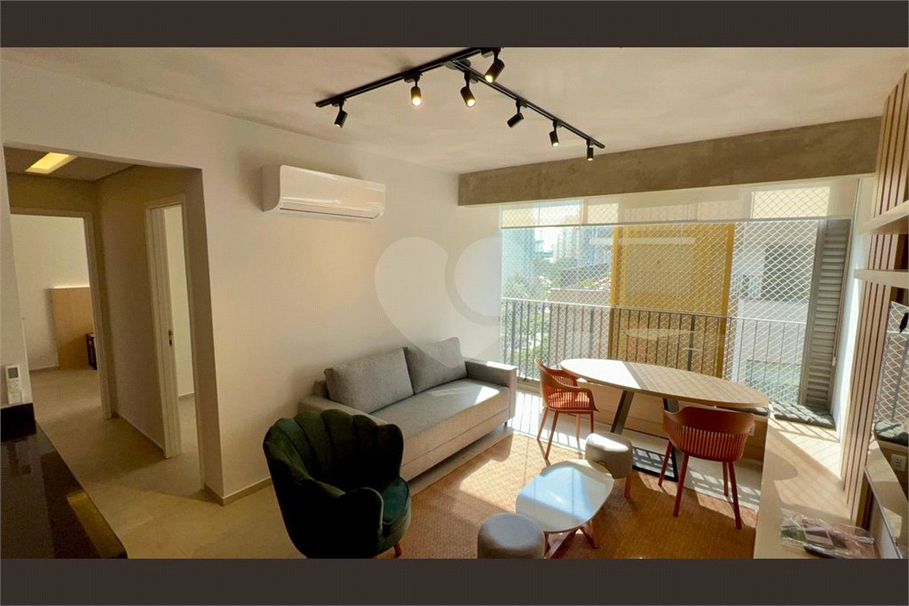 Loja para alugar com 2 quartos, sendo 1 suíte,  em Vila Madalena, São Paulo, SP