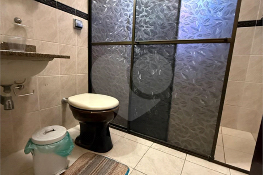 Sobrado à venda com 4 quartos, sendo 2 suítes, em Parque Edu Chaves, São Paulo, SP