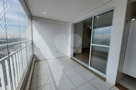 Apartamento para alugar com 2 quartos, sendo 1 suíte, em Parque São Domingos, São Paulo, SP
