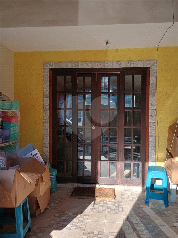 Casa à venda com 2 quartos, sendo 1 suíte, no condomínio Residencial 400, Rio de Janeiro - RJ