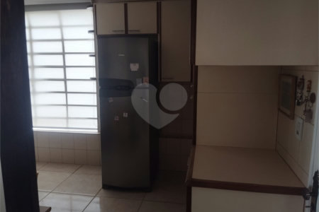 Apartamento à venda com 3 quartos, sendo 1 suíte, no Centro, Araraquara, SP