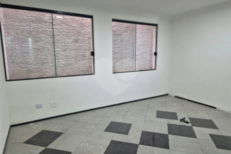 Sobrado à venda ou para alugar com 1 quarto em Saúde, São Paulo, SP