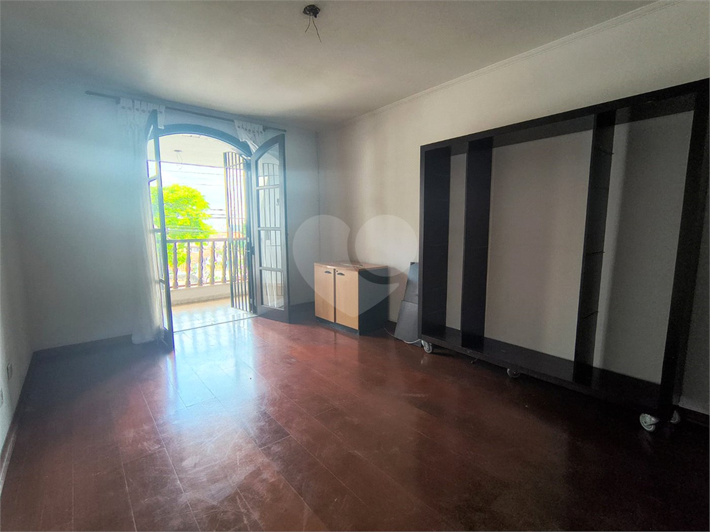 Sobrado à venda com 3 quartos, sendo 1 suíte,  em Jardim Esmeralda, São Paulo, SP