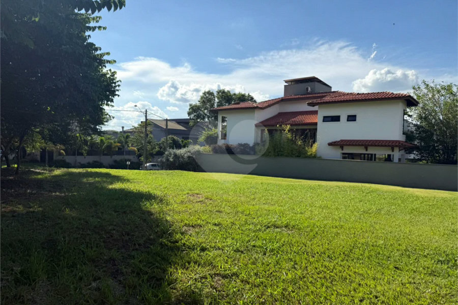 Terreno a venda no condomínio Villa DAquila, Santa Rosa, Piracicaba.