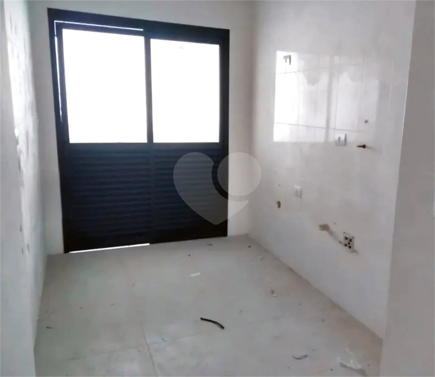 Apartamento à venda com 3 quartos, sendo 1 suíte, em Vila Rosalia, Guarulhos, SP