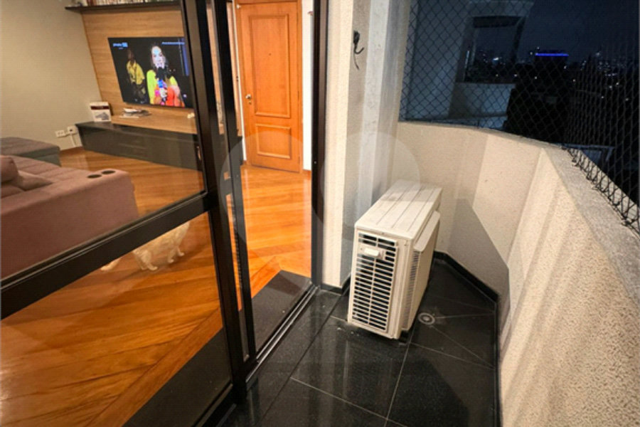 Apartamento à venda com 3 suítes em Vila Guilherme, São Paulo, SP