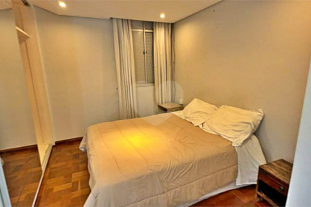 Apartamento à venda com 3 quartos, sendo 1 suíte, em Santo Amaro, São Paulo, SP