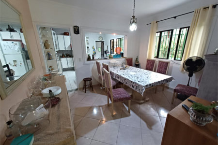 Sobrado à venda com 4 quartos, sendo 1 suíte, em Sumaré, São Paulo, SP