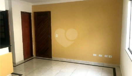 Casa à venda com 3 quartos, sendo 1 suíte,  no condomínio Residencial Means do Campo, São Paulo - SP