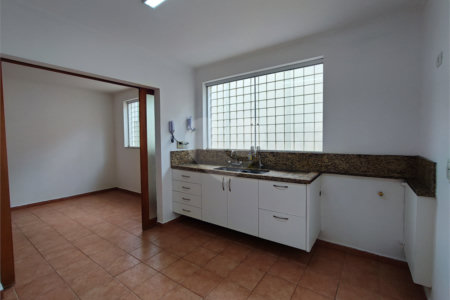 Casa para alugar com 4 quartos, sendo 2 suítes, no condomínio Comendador Elias Zarzur, São Paulo - SP