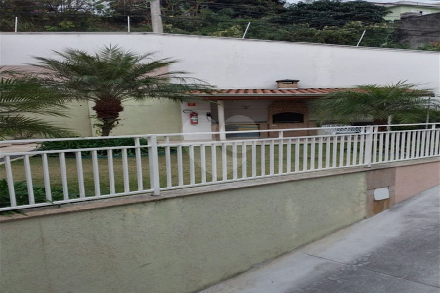 Casa à venda com 3 quartos, sendo 2 suítes, no condomínio Villa's Residencial, São Paulo - SP
