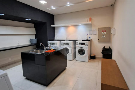 Apartamento à venda ou para alugar com 1 suíte em Vila Cordeiro, São Paulo, SP