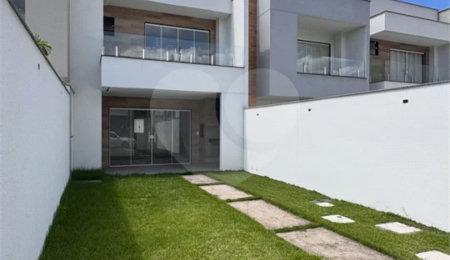 Casa à venda com 4 quartos, sendo 1 suíte,  no condomínio Grand Park, Rio de Janeiro - RJ
