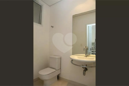 Casa à venda com 4 suítes no condomínio Residencial Morumbi, São Paulo - SP