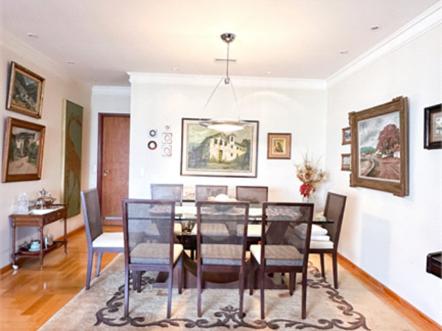 Apartamento à venda com 3 quartos, sendo 2 suítes,  em Morumbi, São Paulo, SP