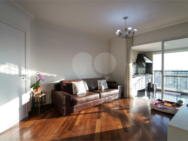 Apartamento à venda com 3 quartos, sendo 1 suíte,  em Jabaquara, São Paulo, SP