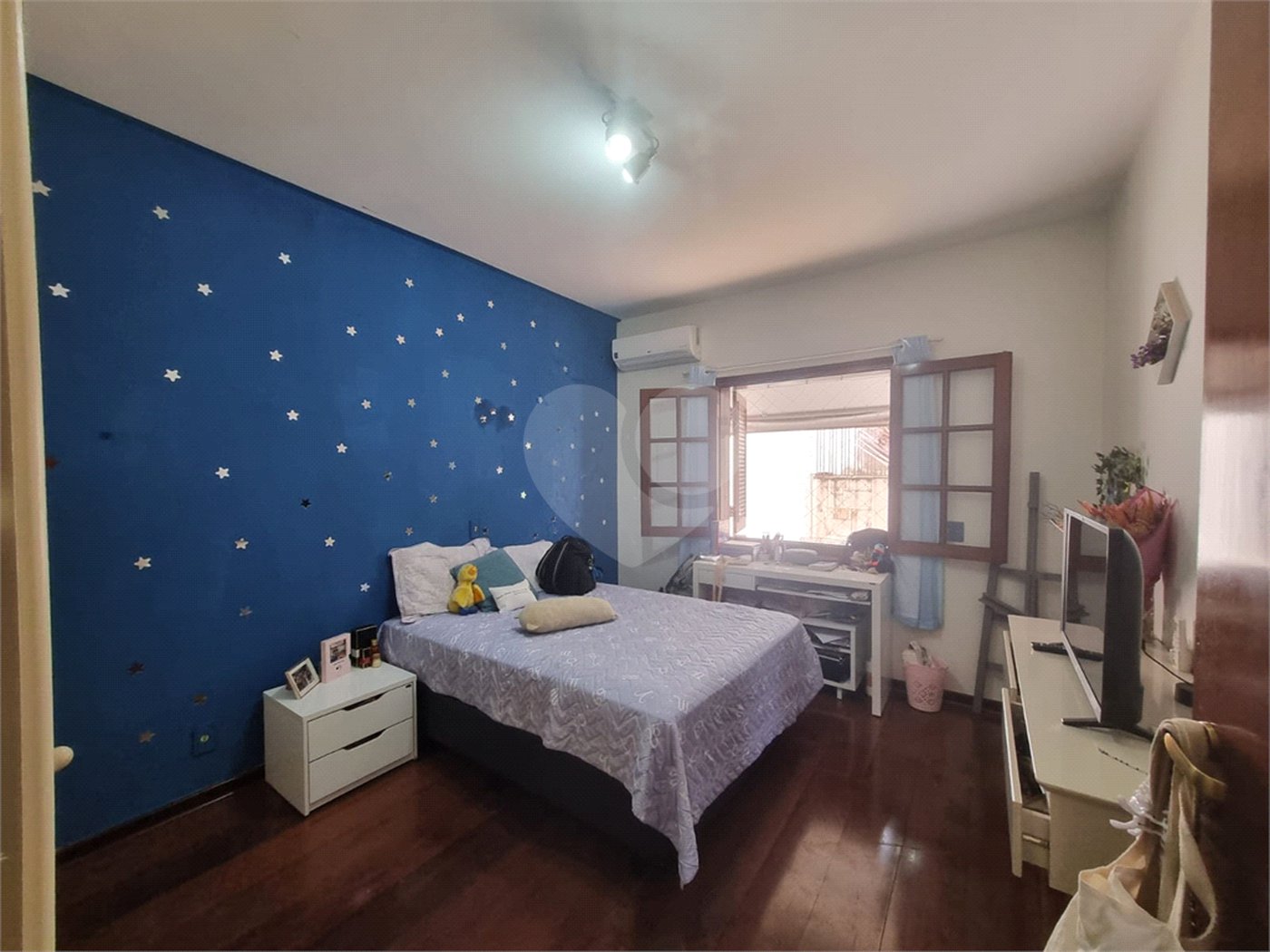 Sobrado à venda com 3 quartos, sendo 1 suíte,  em Vila Trujillo, Sorocaba, SP