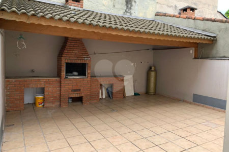 Sobrado à venda com 4 quartos, sendo 1 suíte,  em Chácara Santo Antônio (zona Leste), São Paulo, SP