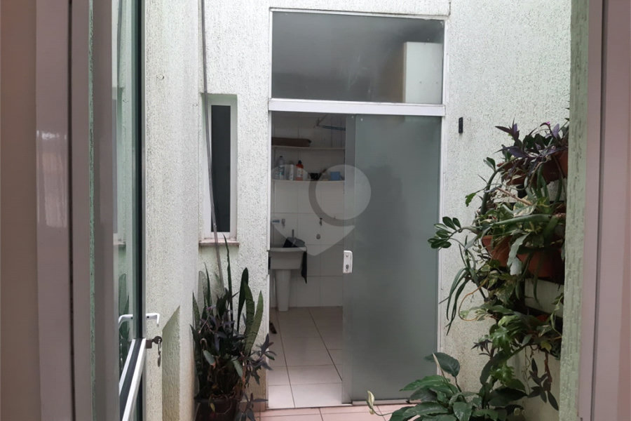 Sobrado à venda com 3 quartos, sendo 2 suítes, em Vila Gustavo, São Paulo, SP