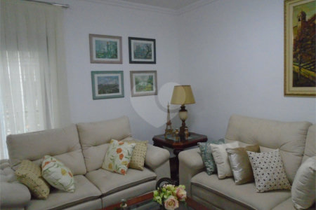 Casa Térrea à venda com 3 quartos, sendo 1 suíte,  em Alto da Boa Vista, São Paulo, SP