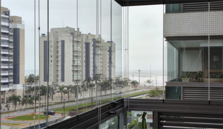 Apartamento à venda com 2 quartos, sendo 1 suíte,  no Centro, Bertioga, SP
