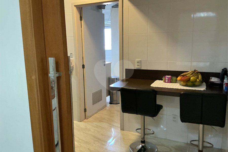 Apartamento à venda com 4 quartos, sendo 1 suíte, em Tremembé, São Paulo, SP