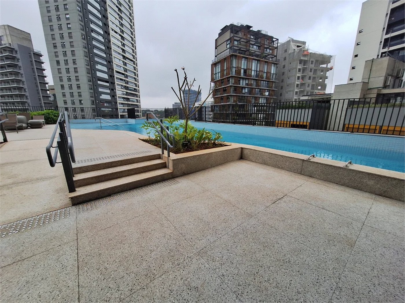 Apartamento à venda com 3 suítes em Sumarezinho, São Paulo, SP