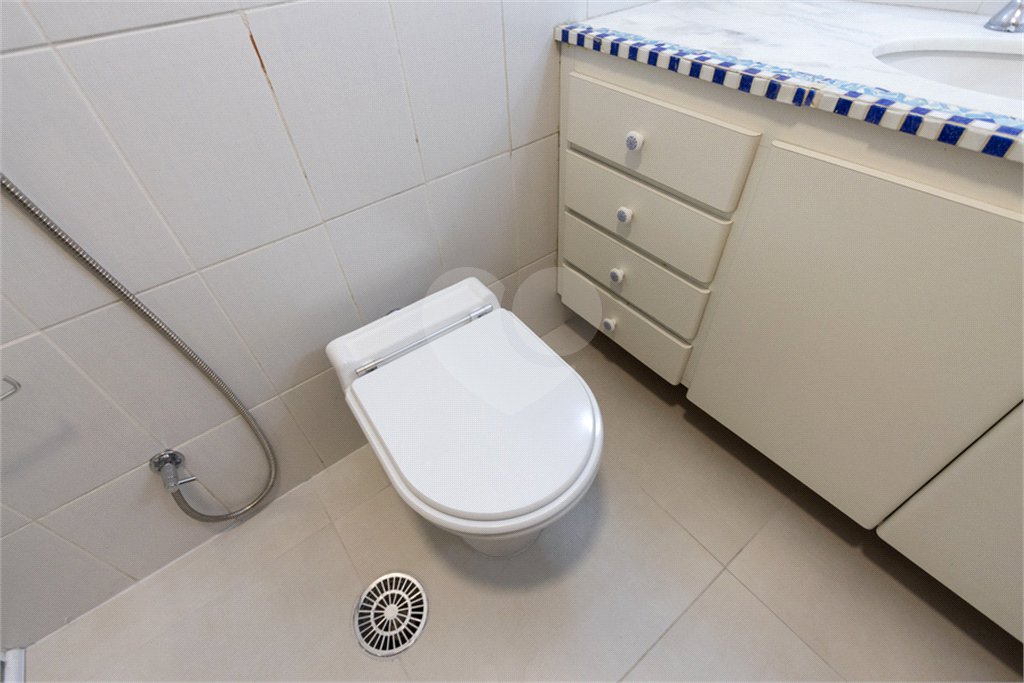 Apartamento à venda com 3 quartos, sendo 1 suíte, em Perdizes, São Paulo, SP