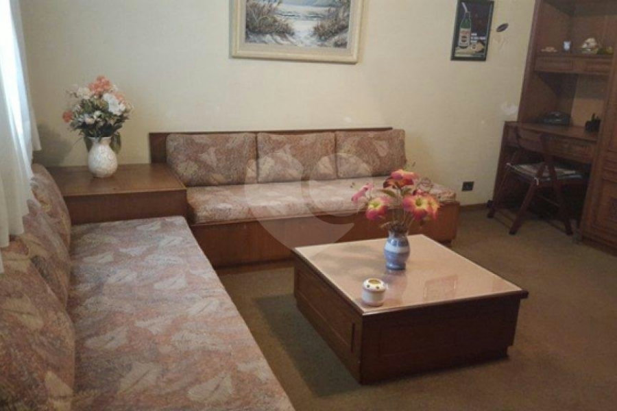 Sobrado à venda com 4 quartos, sendo 1 suíte, em Tremembé, São Paulo, SP