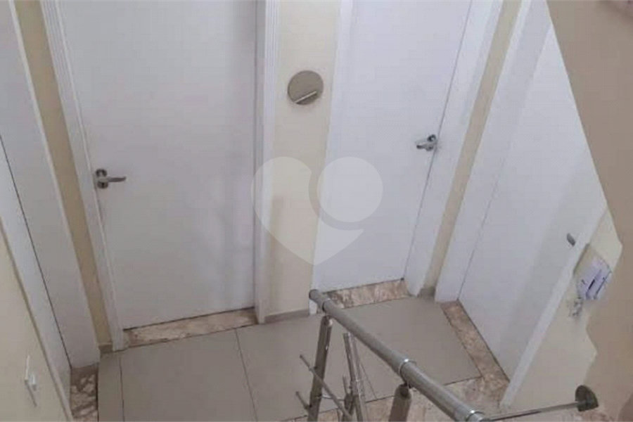 Casa à venda com 3 quartos, sendo 1 suíte, no condomínio Algarve Residencial, São Paulo - SP