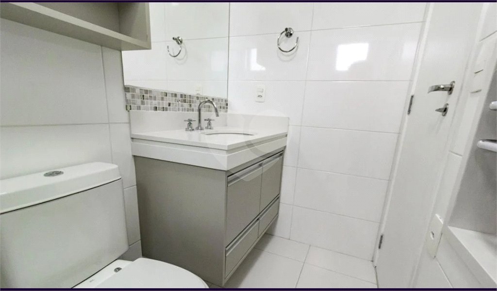 Apartamento à venda com 2 quartos, sendo 1 suíte,  em Vila Cordeiro, São Paulo, SP