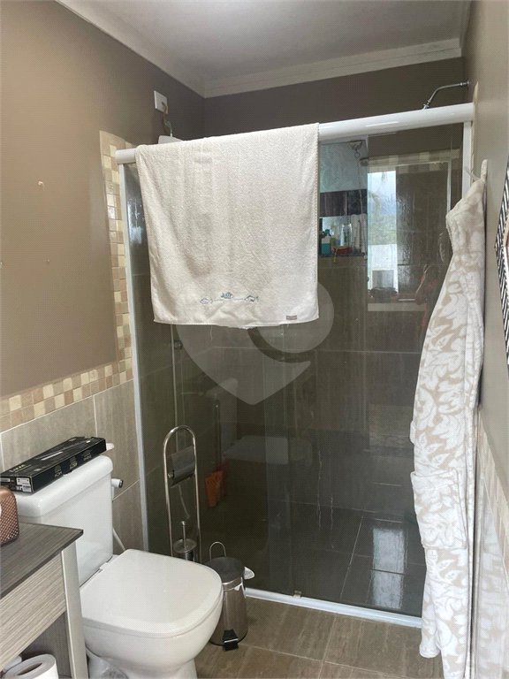 Sobrado à venda com 2 quartos, sendo 1 suíte, em Estância Balneária Hawai, Caraguatatuba, SP