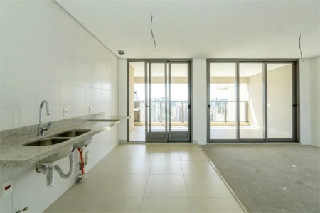 Apartamento à venda com 4 quartos, sendo 3 suítes, em Campo Belo, São Paulo, SP