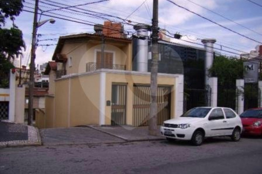 Sobrado à venda com 3 suítes em Água Fria, São Paulo, SP
