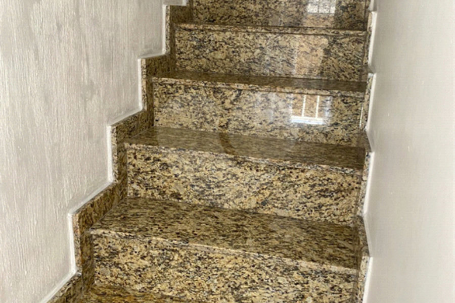 Casa à venda com 2 suítes no condomínio Real Iraci, São Paulo - SP