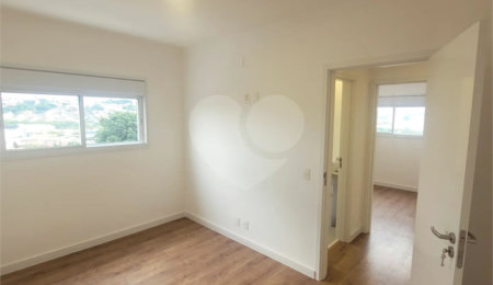 Apartamento à venda com 3 quartos, sendo 1 suíte,  em Vila Helena, Atibaia, SP