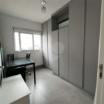 Apartamento à venda com 2 quartos, sendo 1 suíte, em Vila Andrade, São Paulo, SP