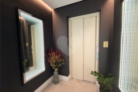 Apartamento à venda com 3 suítes em Vila Romana, São Paulo, SP