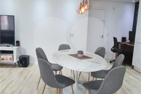 Apartamento à venda com 2 quartos, sendo 1 suíte,  em Barra Funda, São Paulo, SP
