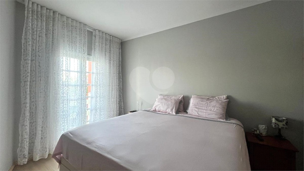 Casa à venda com 3 quartos, sendo 1 suíte, em Vila Suissa, Mogi das Cruzes, SP
