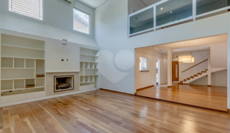 Casa à venda com 4 quartos, sendo 1 suíte,  em Alto da Boa Vista, São Paulo, SP