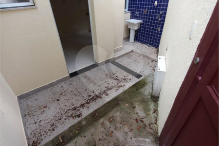Sobrado para alugar com 2 suítes em Jardim Morro Verde, São Paulo, SP