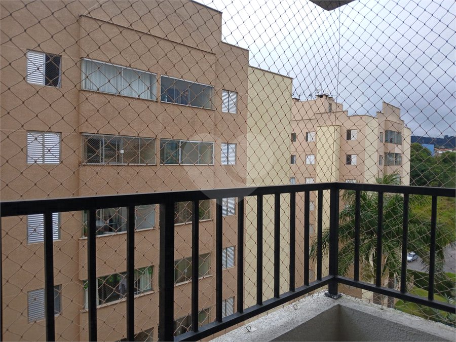 Apartamento para alugar com 2 quartos, sendo 1 suíte, em Jardim Carambeí, São Roque, SP