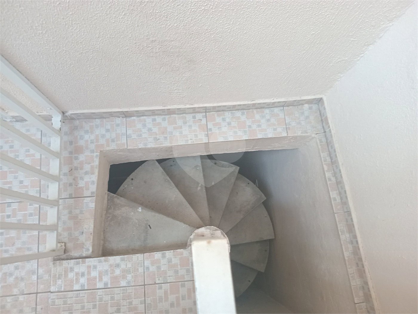 Casa à venda com 2 suítes no condomínio Villa Dell Victor, São Paulo - SP
