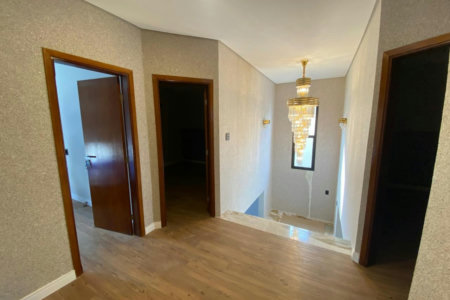 Casa à venda com 3 quartos, sendo 1 suíte, no condomínio Jardim Flamboyant, Hortolândia - SP