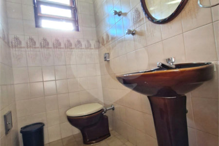 Casa à venda com 4 quartos, sendo 1 suíte, em Alto da Boa Vista, São Paulo, SP