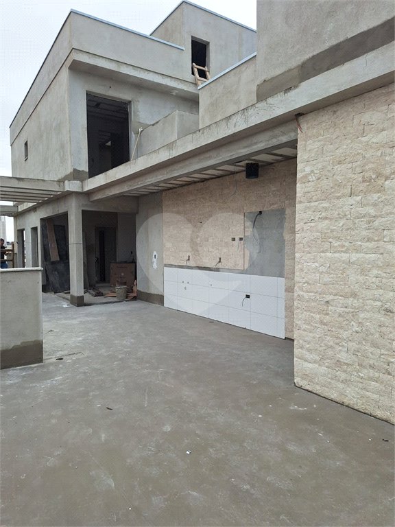 Casa à venda com 3 quartos, sendo 1 suíte, em Vila Mazzei, São Paulo, SP