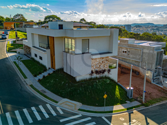 Casa à venda com 4 suítes no condomínio Reserva São Nicolau, Atibaia - SP