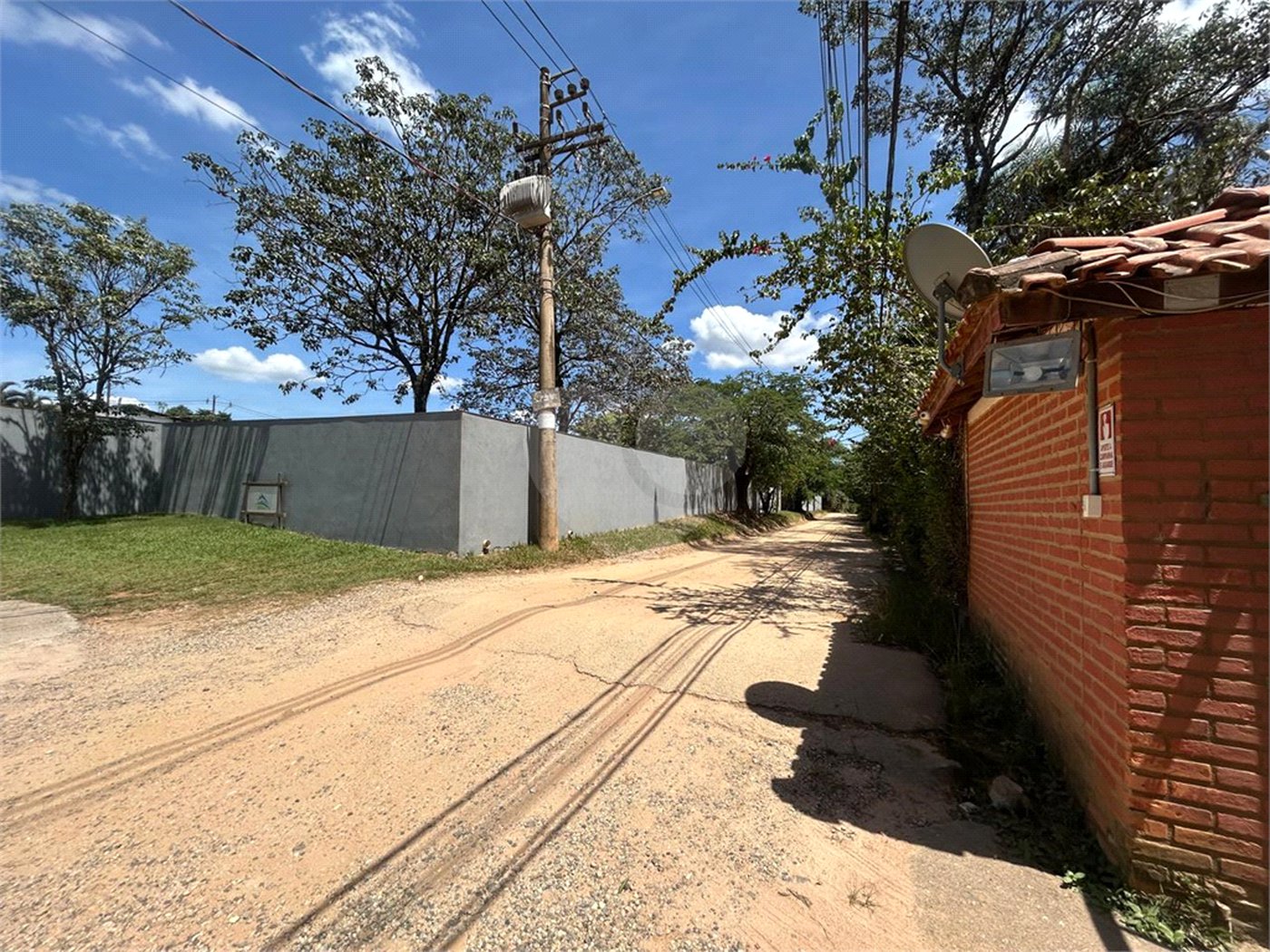 Casa à venda com 3 quartos, sendo 1 suíte, em Shamballa Village, Itu, SP