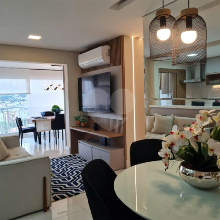Apartamento à venda com 3 quartos, sendo 1 suíte,  em Vila Anastácio, São Paulo, SP